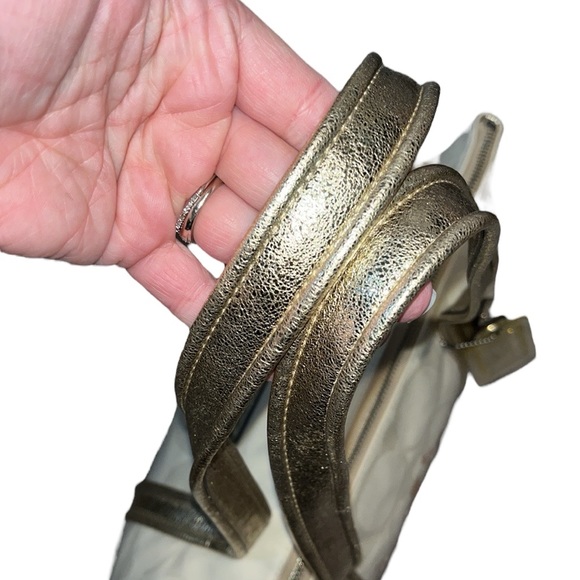 Coach Glam Poppy “Made for me by Coach” Should Bag Style 14979 - Picture 9 of 16